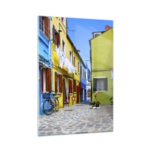 Quadro su vetro - Una strada colorata con biciclette e case decorate - 50x70cm - Un dolce angolo color pastello - Decorazione murale moderna per soggiorno e camera da letto ARTTOR