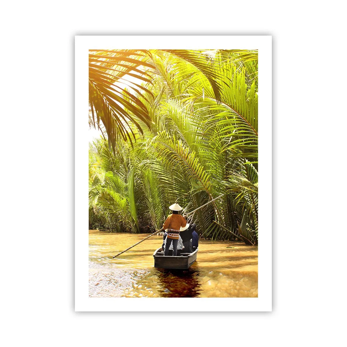 Poster - Una barca tradizionale in una foresta tropicale di palme illuminata dal sole - 50x70cm - Tunnel di palme - Decorazione murale moderna per soggiorno e camera da letto ARTTOR