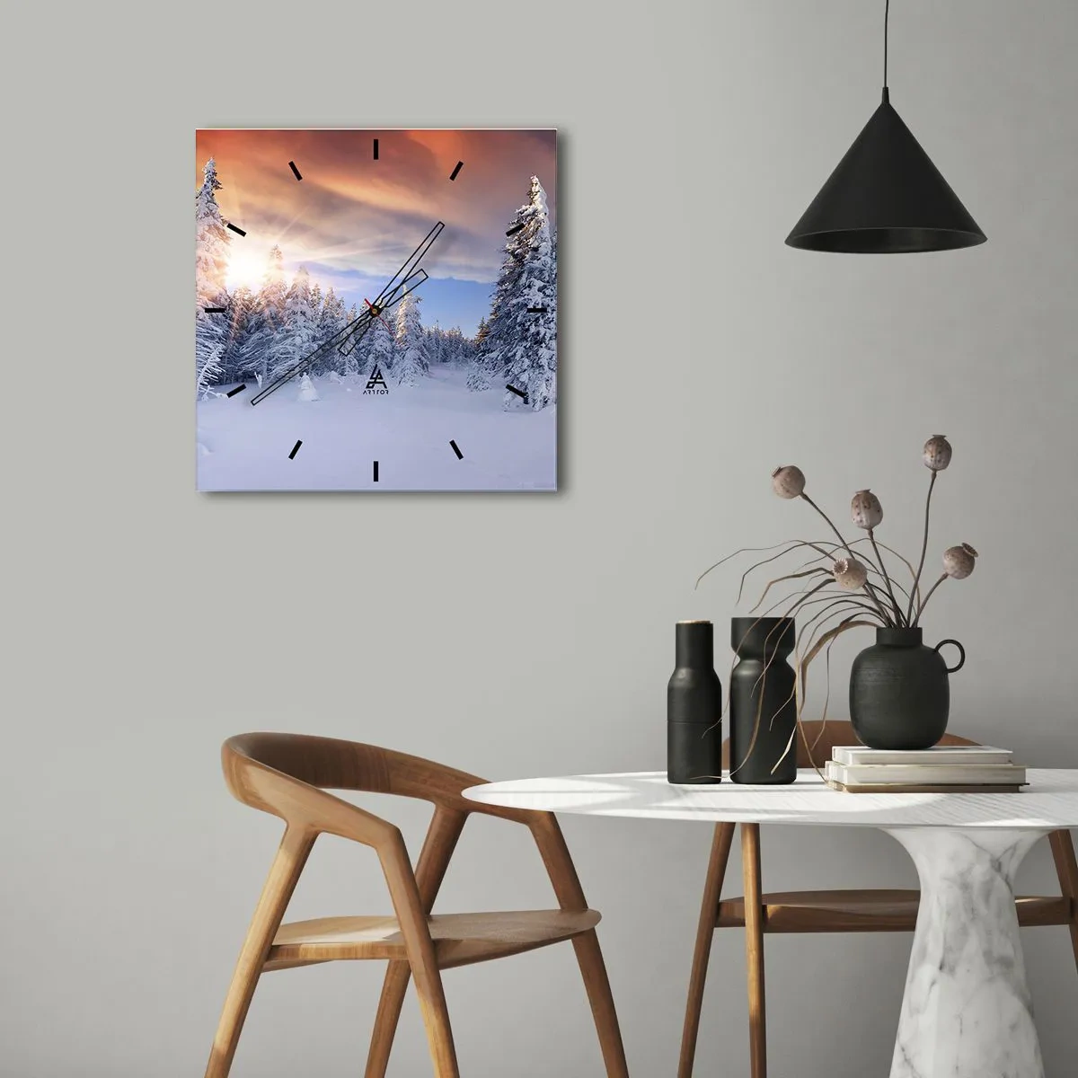 Orologio da parete - Orologio in Vetro - Paesaggio invernale con foresta innevata al tramonto - 30x30cm - Spettacolo innevato della natura - Decorazione murale moderna per soggiorno e camera da letto ARTTOR