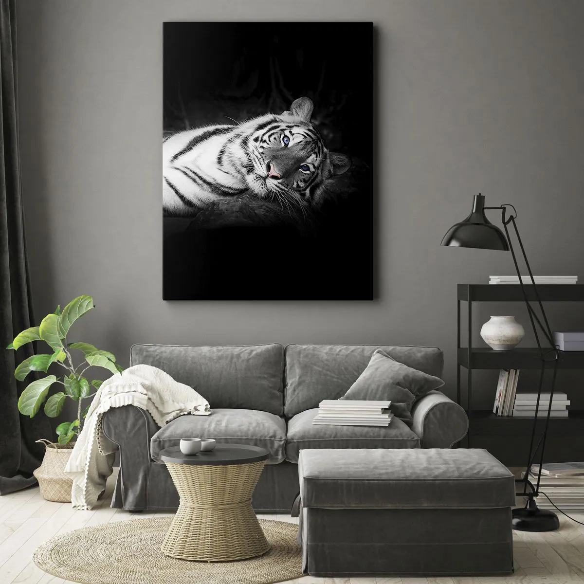Quadro su tela - Stampe su Tela - Una tigre bianca artisticamente raffigurata su uno sfondo nero - 80x120cm - Selvaggità e pace - Decorazione murale moderna per soggiorno e camera da letto ARTTOR