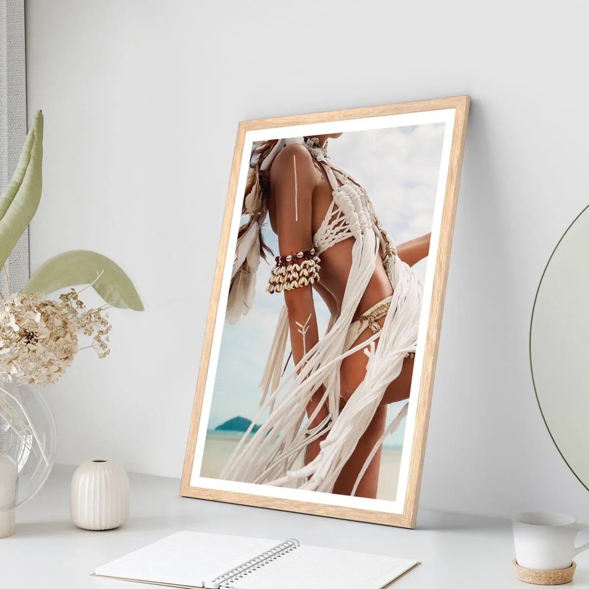 Poster in cornice rovere chiaro - La sacerdotessa del sole - 40x50 cm