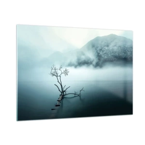 Quadro su vetro - Un albero solitario sullo sfondo di montagne avvolte nella nebbia sopra l'acqua - 100x70cm - Dall'acqua e dalla nebbia - Decorazione murale moderna per soggiorno e camera da letto ARTTOR