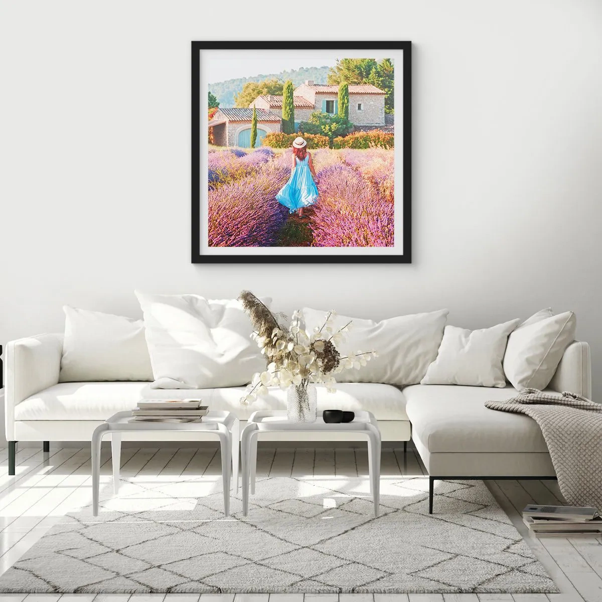 Poster in cornice nera - La ragazza nella lavanda - 30x30 cm