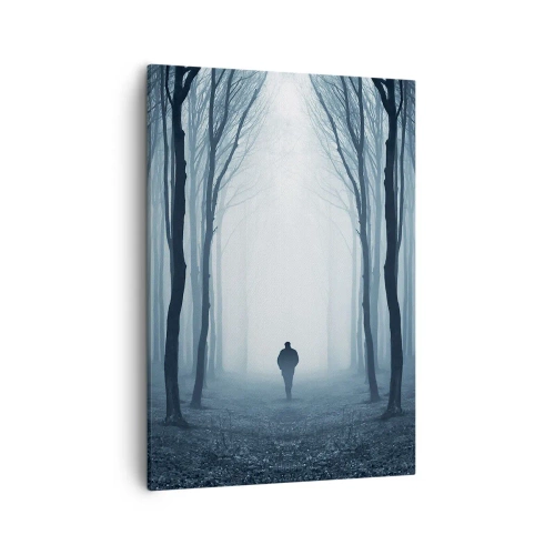 Quadro su tela - Stampe su Tela - Una figura che cammina tra gli alberi in una foresta nebbiosa - 50x70cm - E tutto è semplice e chiaro - Decorazione murale moderna per soggiorno e camera da letto ARTTOR