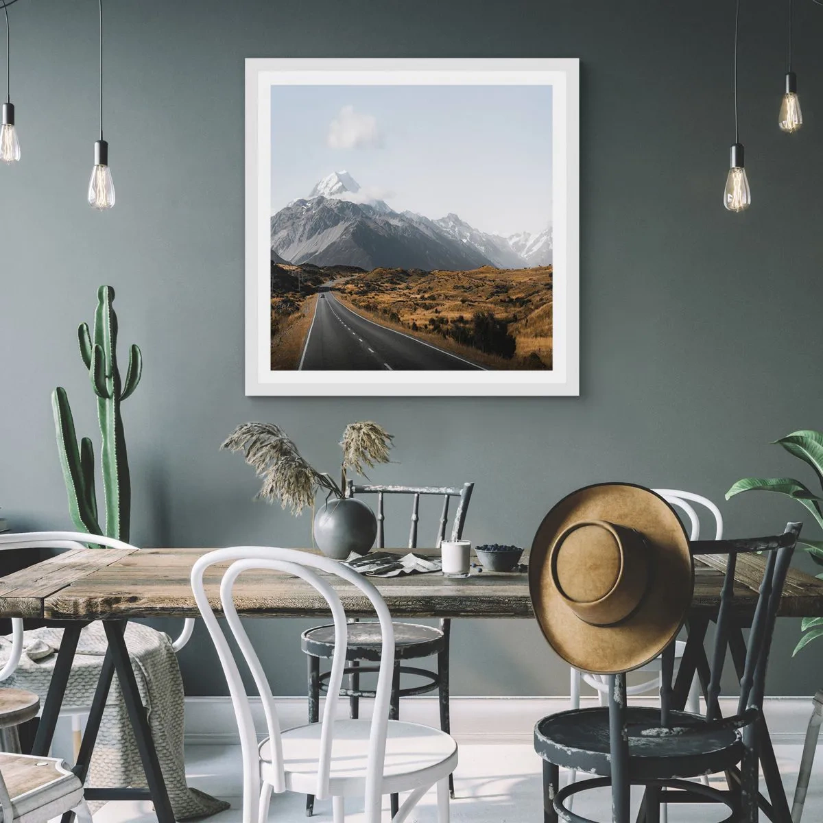 Poster in cornice bianca - Via verso il cuore dei monti - 40x40 cm