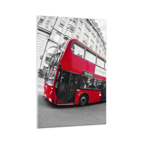Quadro su vetro - Un autobus rosso di Londra contro una strada bianca e nera - 70x100cm - Londra tradizionalmente: by bus - Decorazione murale moderna per soggiorno e camera da letto ARTTOR