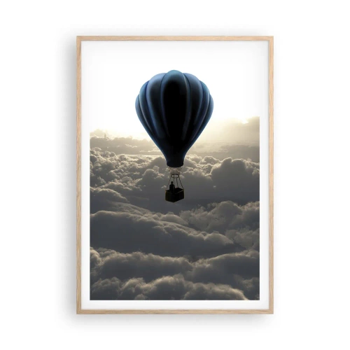 Poster in cornice rovere chiaro - Viaggiatore sopra le nuvole - 70x100 cm