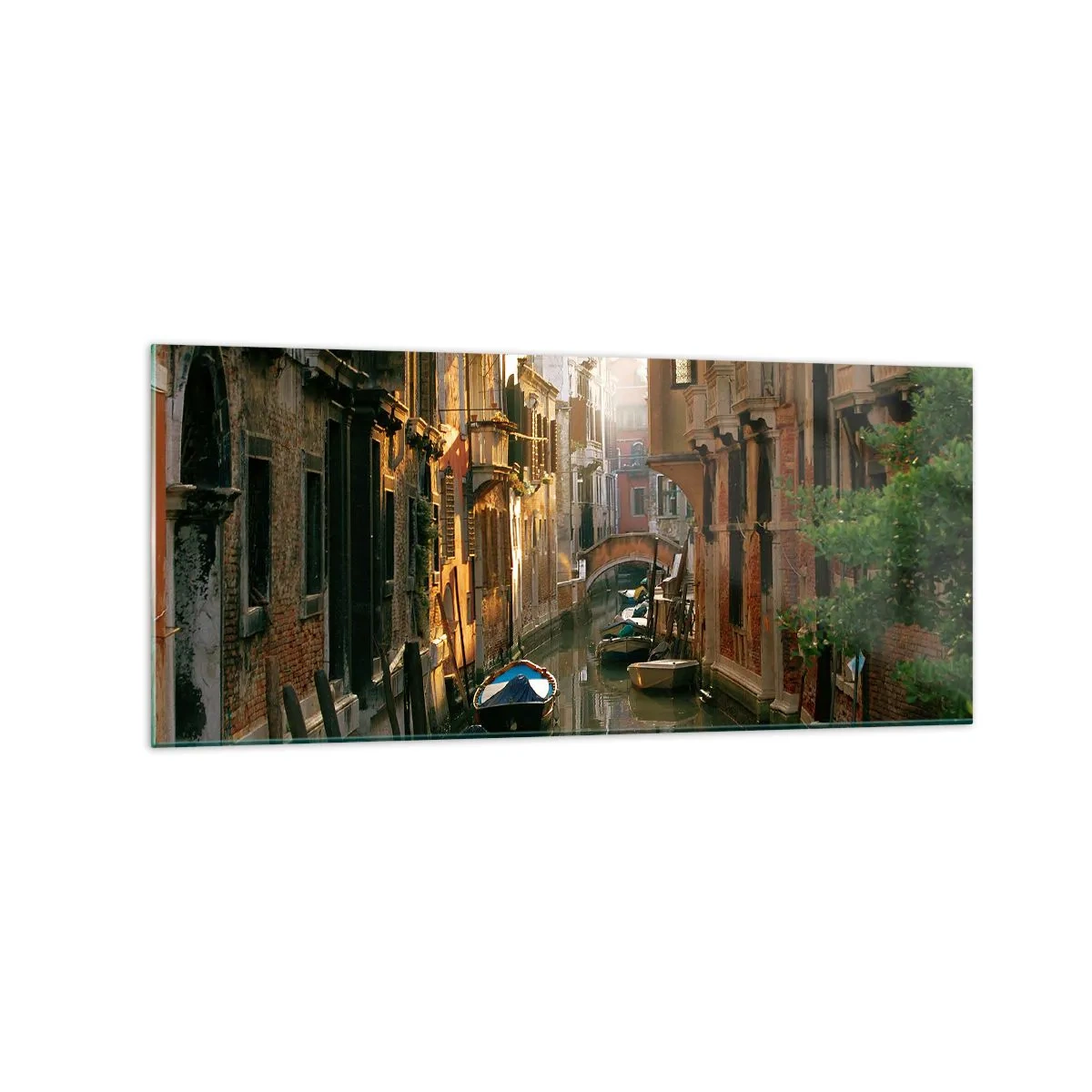 Quadro su vetro - Un pittoresco canale a Venezia con barche e un ponte - 120x50cm - Un angolo di Venezia - Decorazione murale moderna per soggiorno e camera da letto ARTTOR