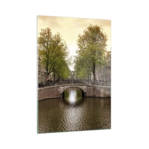 Quadro su vetro - Un canale e un ponte circondati da case popolari ad Amsterdam - 50x70cm - In barca o in bicicletta? - Decorazione murale moderna per soggiorno e camera da letto ARTTOR