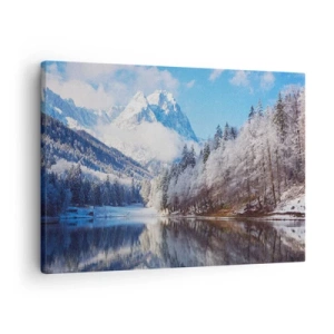 Quadro su tela - Stampe su Tela - Paesaggio montano invernale con alberi innevati e un lago - 70x50cm - Il custode innevato - Decorazione murale moderna per soggiorno e camera da letto ARTTOR