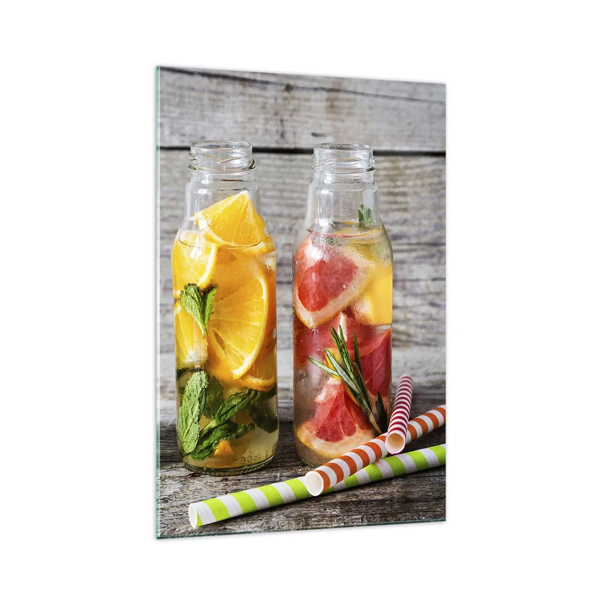 Quadro su vetro - Bottiglie di acqua alla frutta ed erbe aromatiche su uno sfondo di legno - 70x100cm - Sani di natura - Decorazione murale moderna per soggiorno e camera da letto ARTTOR