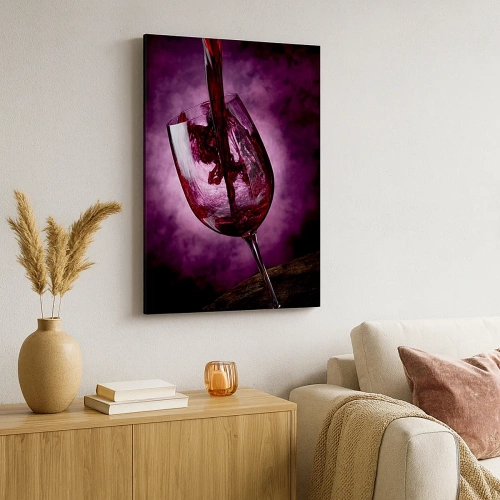 Quadro su tela - Stampe su Tela - Vino rosso versato in un bicchiere su uno sfondo di fumo viola - 50x70cm - Scarlatto? Carminio? No, rubino - Decorazione murale moderna per soggiorno e camera da letto ARTTOR