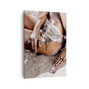 Quadro su tela - Stampe su Tela - Donna boho sulla spiaggia con gioielli - 70x100cm - Gettata dalle onde? - Decorazione murale moderna per soggiorno e camera da letto ARTTOR