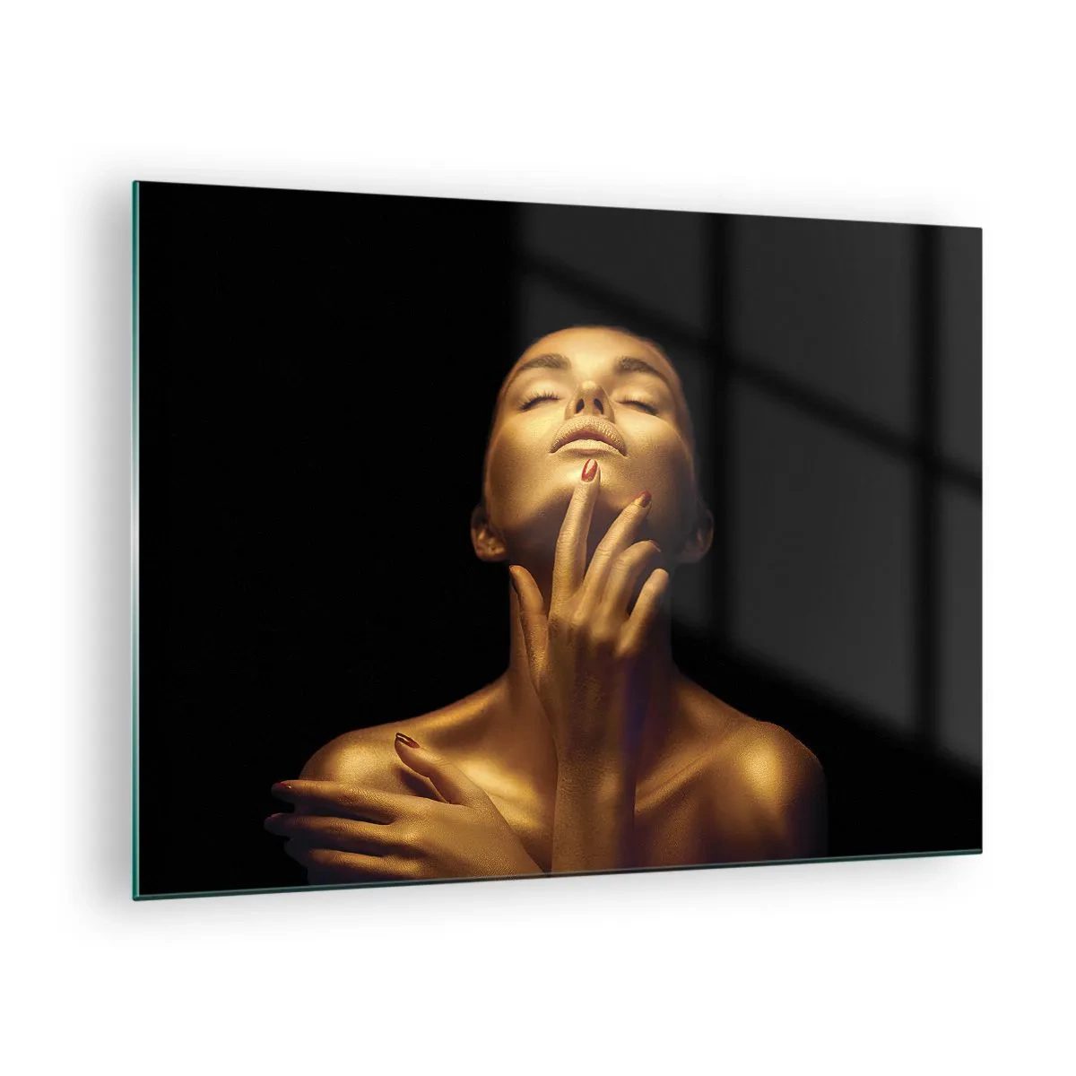 Quadro su vetro - Ritratto di una donna in tonalità dorate - 70x50cm - Come seta d'oro - Decorazione murale moderna per soggiorno e camera da letto ARTTOR