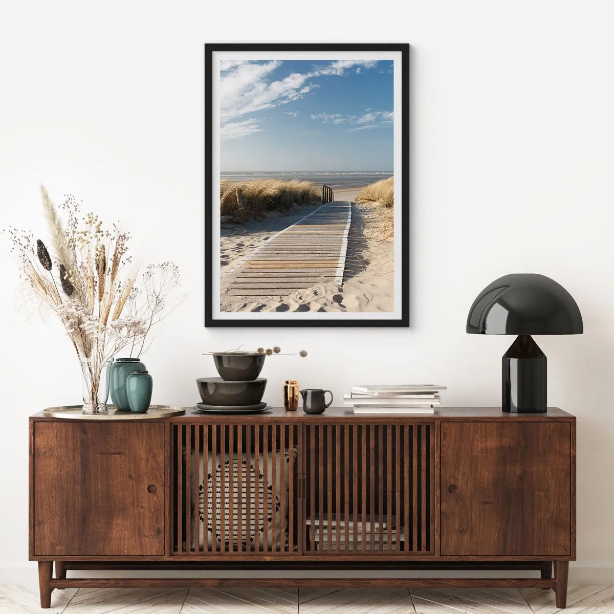 Poster in cornice nera - Dopo la duna, nel fruscio dell'erba - 40x50 cm