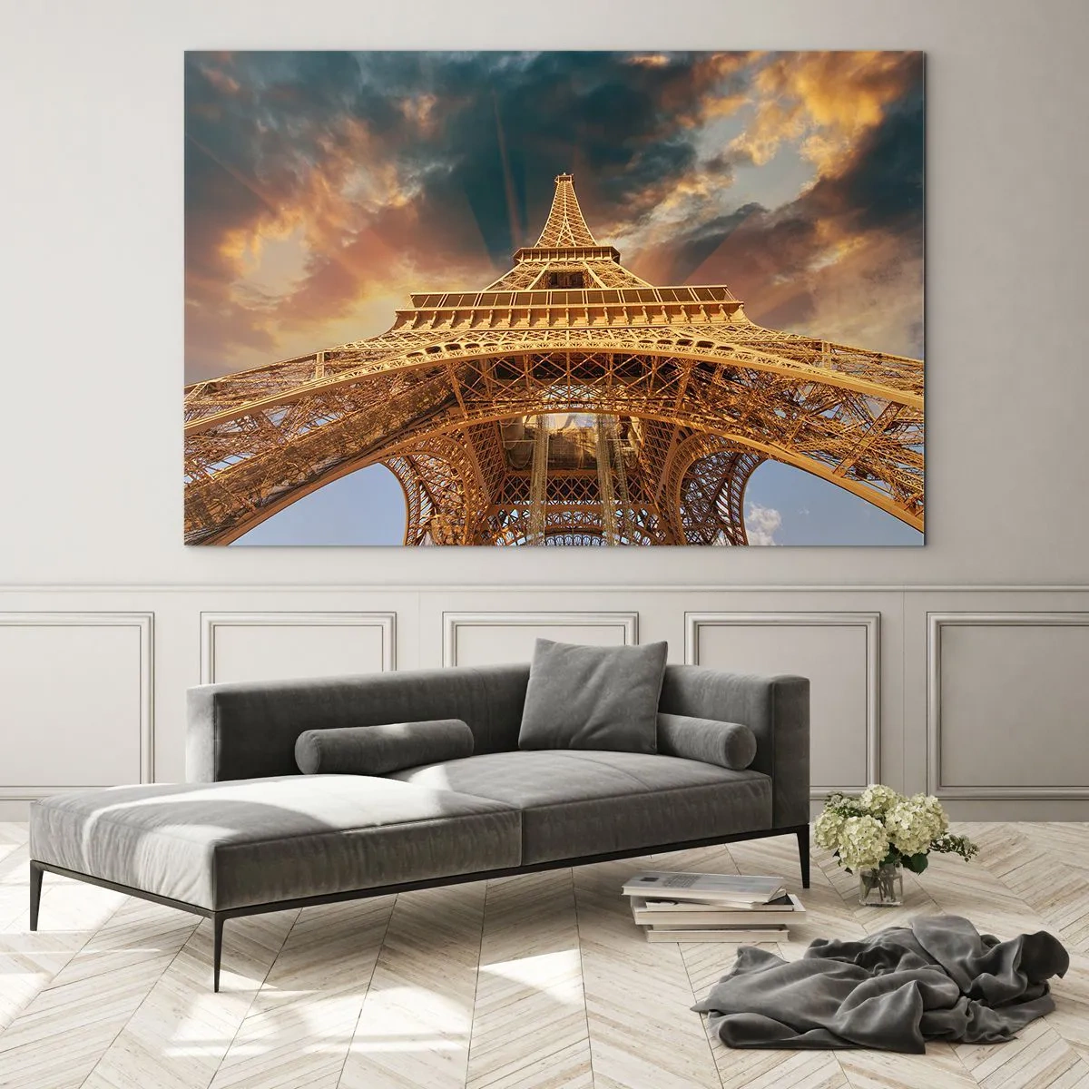 Quadro su vetro - La Torre Eiffel ripresa da una prospettiva a occhio di verme - 100x70cm - Come gli uomini hanno raggiunto il cielo - Decorazione murale moderna per soggiorno e camera da letto ARTTOR