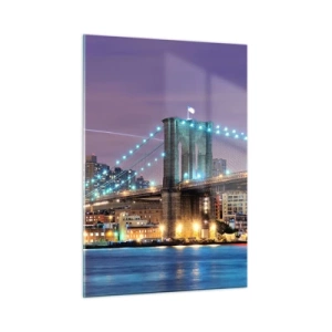 Quadro su vetro - Ponte di Brooklyn di notte con le torri e la città illuminate - 50x70cm - Da tanti anni il ponte di Brooklyn - Decorazione murale moderna per soggiorno e camera da letto ARTTOR