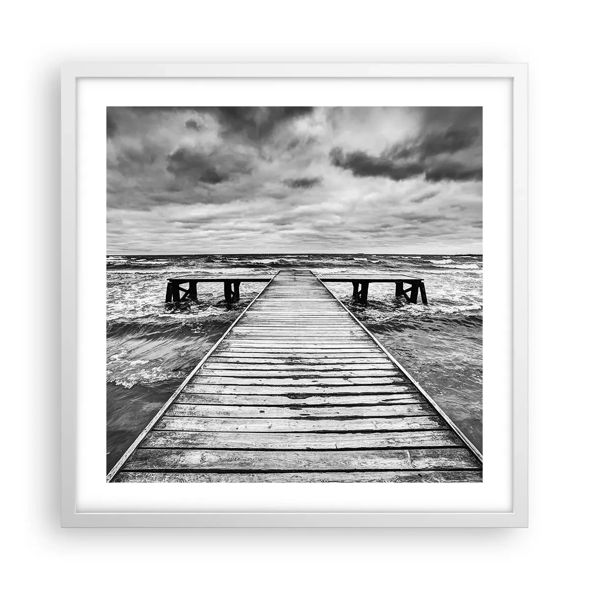 Poster in cornice bianca - Aspetto che il vento le scacci via... - 50x50 cm