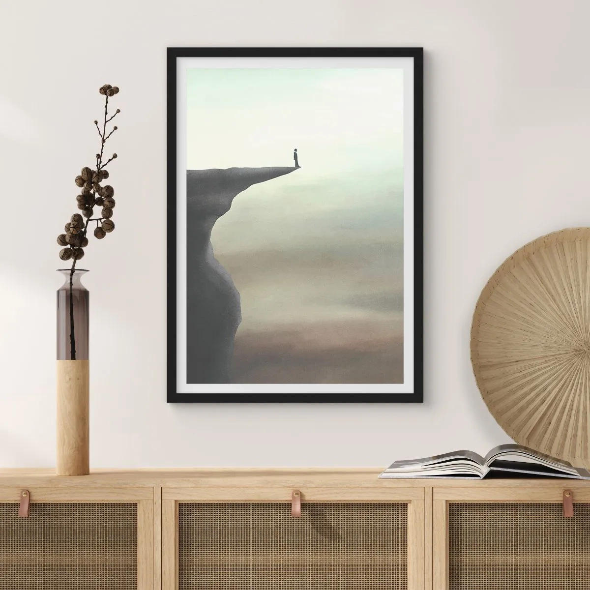 Poster in cornice nera - Silhouette di una donna in piedi sul bordo di una scogliera - 50x70cm - Certamente verso l'alto! - Decorazione murale moderna per soggiorno e camera da letto ARTTOR