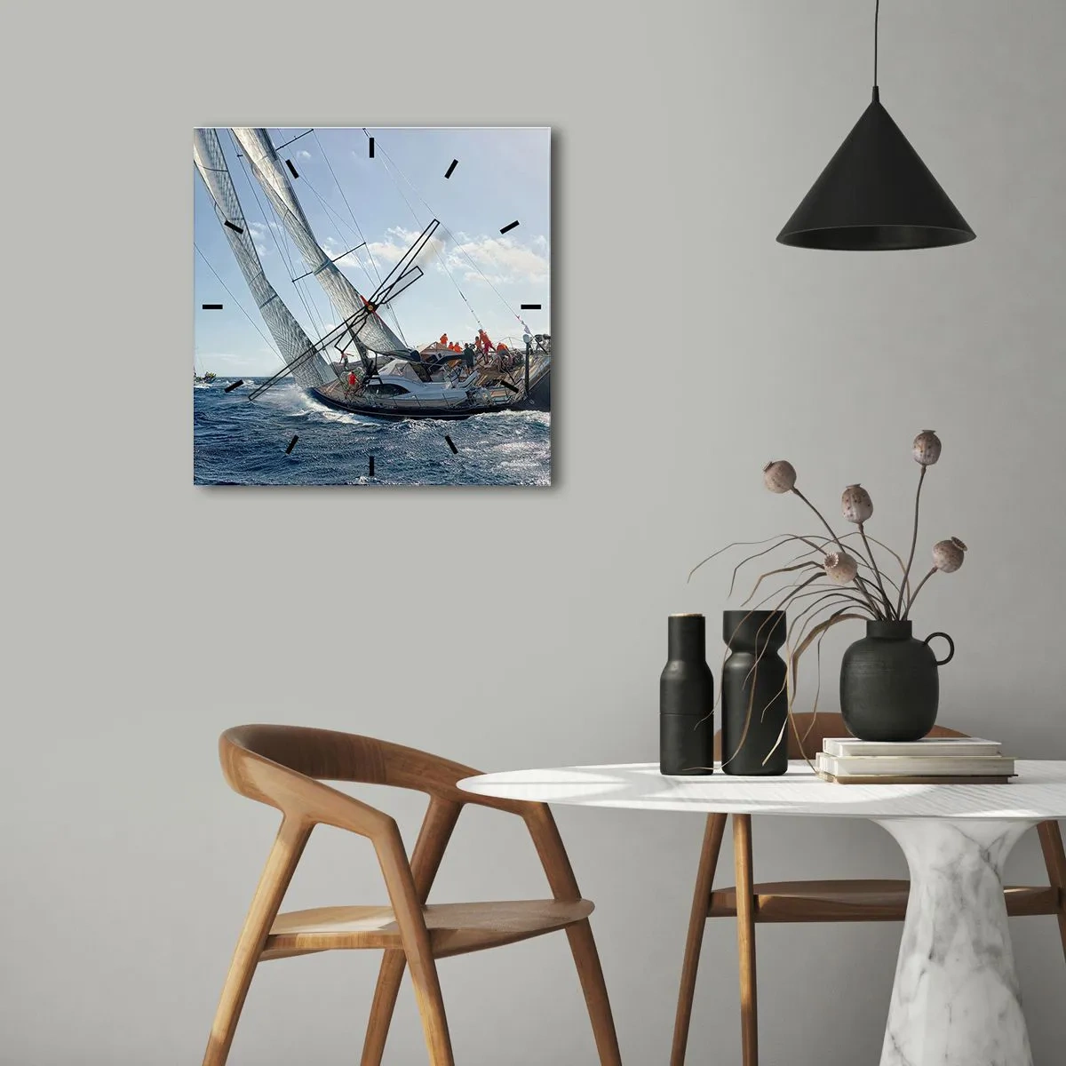 Orologio da parete - Orologio in Vetro - Gara di yacht in mare aperto sotto cieli azzurri - 30x30cm - Che vinca il migliore - Decorazione murale moderna per soggiorno e camera da letto ARTTOR