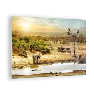 Quadro su vetro - Elefanti e animali in una pozza d'acqua sullo sfondo di un paesaggio africano - 70x50cm - "Un fiume usciva da Eden…" - Decorazione murale moderna per soggiorno e camera da letto ARTTOR