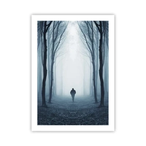 Poster - Un uomo in una foresta nebbiosa, circondato da alberi - 50x70cm - E tutto è semplice e chiaro - Decorazione murale moderna per soggiorno e camera da letto ARTTOR