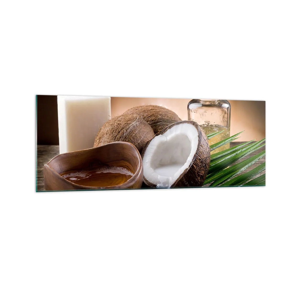Quadro su vetro - Noci di cocco, candela e olio su uno sfondo di legno - 140x50cm - Salute dalle isole tropicali - Decorazione murale moderna per soggiorno e camera da letto ARTTOR