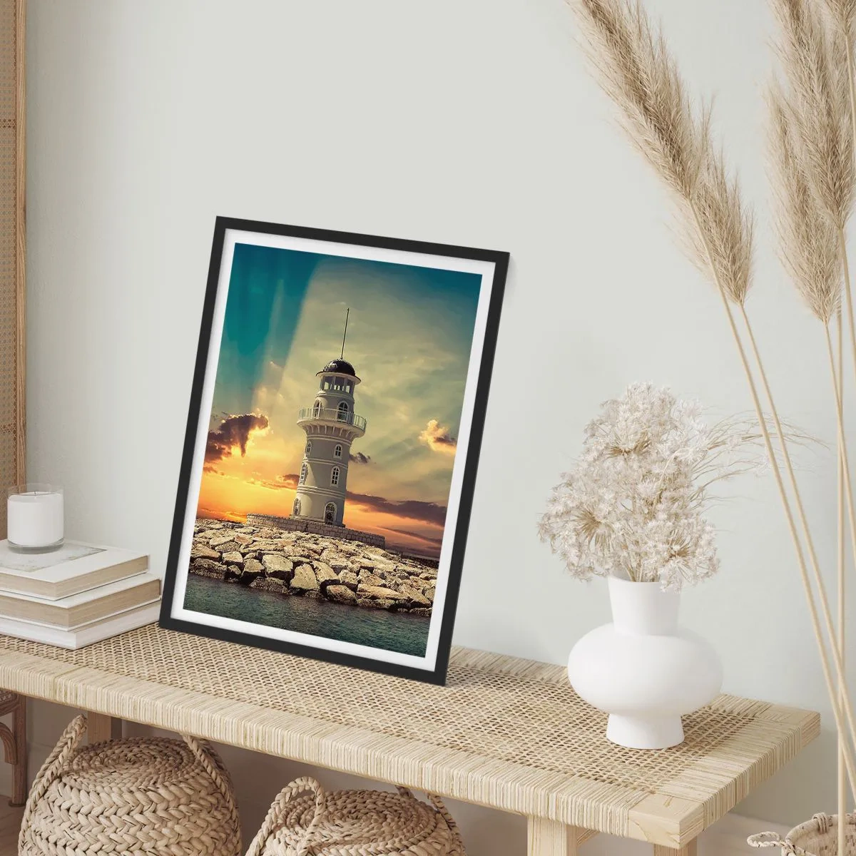 Poster in cornice nera - Faro al tramonto - 50x70cm - Luce - Bontà - Bellezza - Decorazione murale moderna per soggiorno e camera da letto ARTTOR