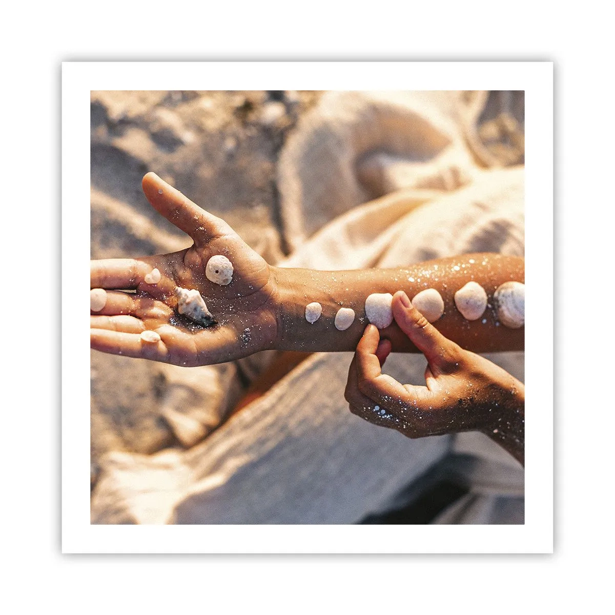 Poster - La bellezza a portata di mano - 60x60 cm