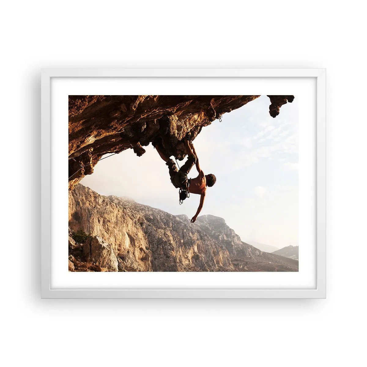 Poster in cornice bianca - Il mondo ristretto in una mano sul bordo del masso - 50x40 cm