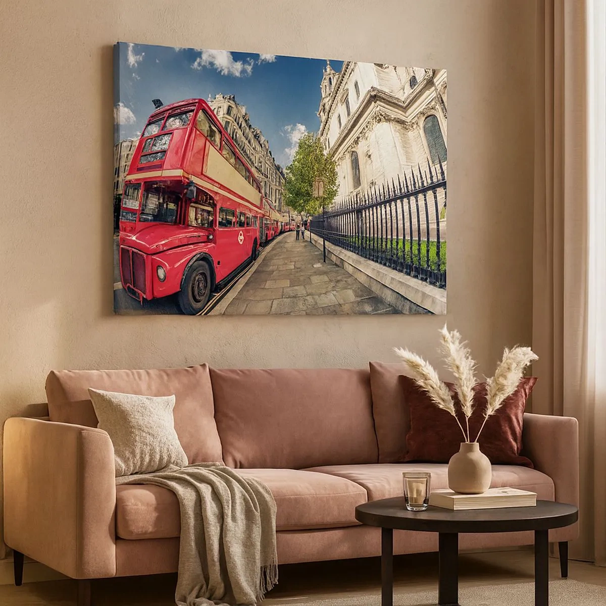 Quadro su tela - Stampe su Tela - Autobus rosso a due piani a Londra vicino alla strada e alla cattedrale - 70x50cm - Via di Londra in grigio e rosso - Decorazione murale moderna per soggiorno e camera da letto ARTTOR
