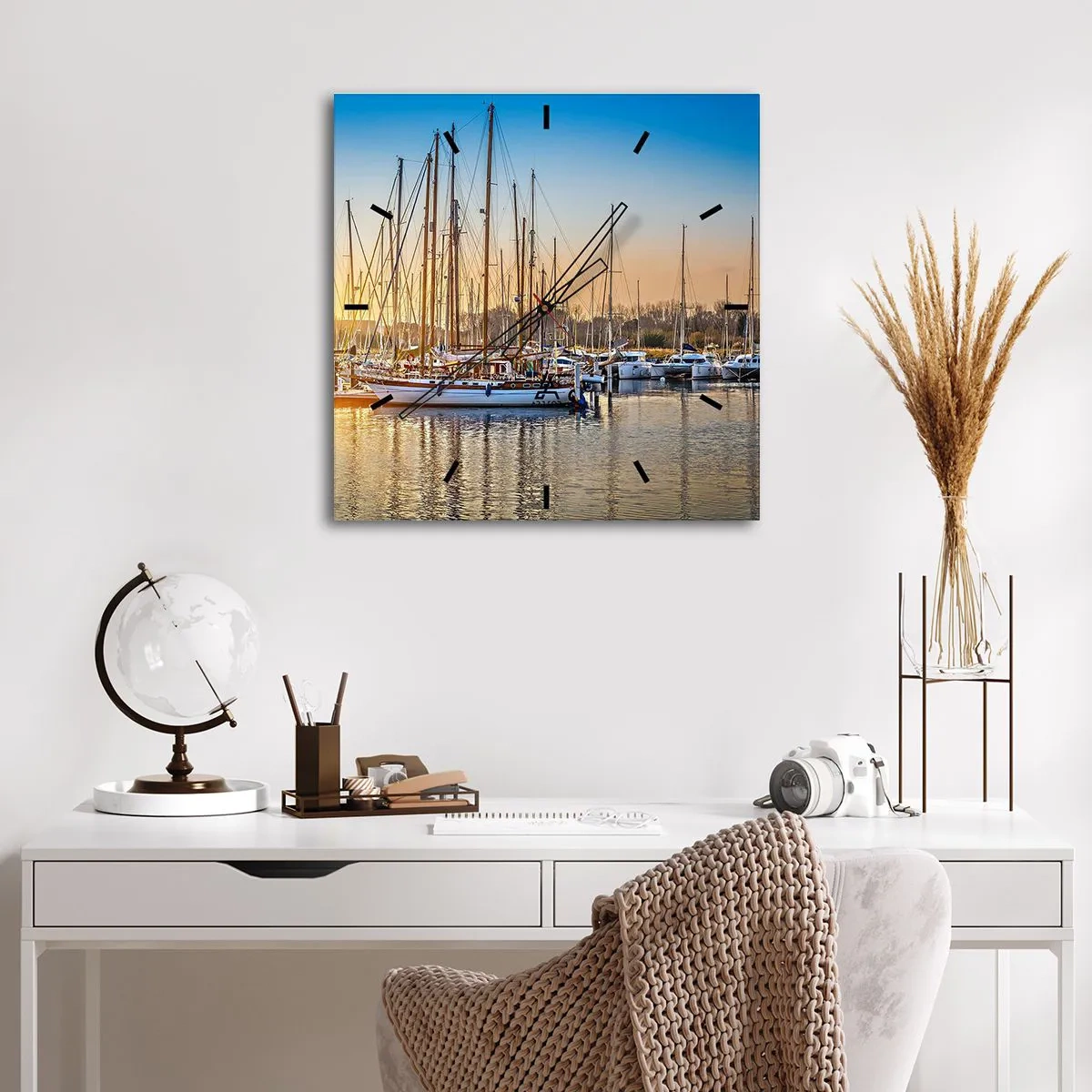 Orologio da parete - Orologio in Vetro - Tramonto su un porto turistico pieno di barche a vela - 30x30cm - Anche il vento va a dormire - Decorazione murale moderna per soggiorno e camera da letto ARTTOR