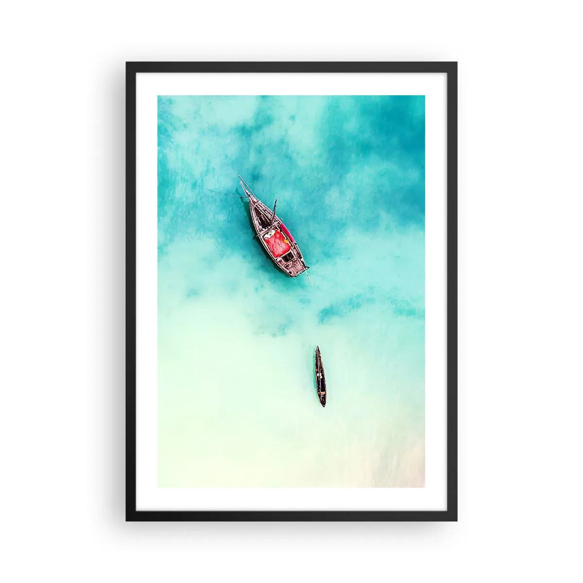 Poster in cornice nera - Barche sull'acqua turchese viste da una prospettiva a volo d'uccello - 50x70cm - Nelle spiagge di Zanzibar, quando c'è troppa acqua... - Decorazione murale moderna per soggiorno e camera da letto ARTTOR
