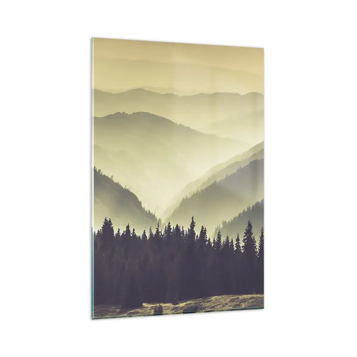 Quadro su vetro - Pittoresche catene montuose avvolte nella nebbia in una luce calda - 80x120cm - Dopo sette montagne… - Decorazione murale moderna per soggiorno e camera da letto ARTTOR