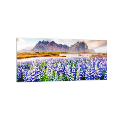 Quadro su vetro - Fiori in un paesaggio montano con un cielo pittoresco - 120x50cm - Forza e asprezza accanto alla mitezza - Decorazione murale moderna per soggiorno e camera da letto ARTTOR