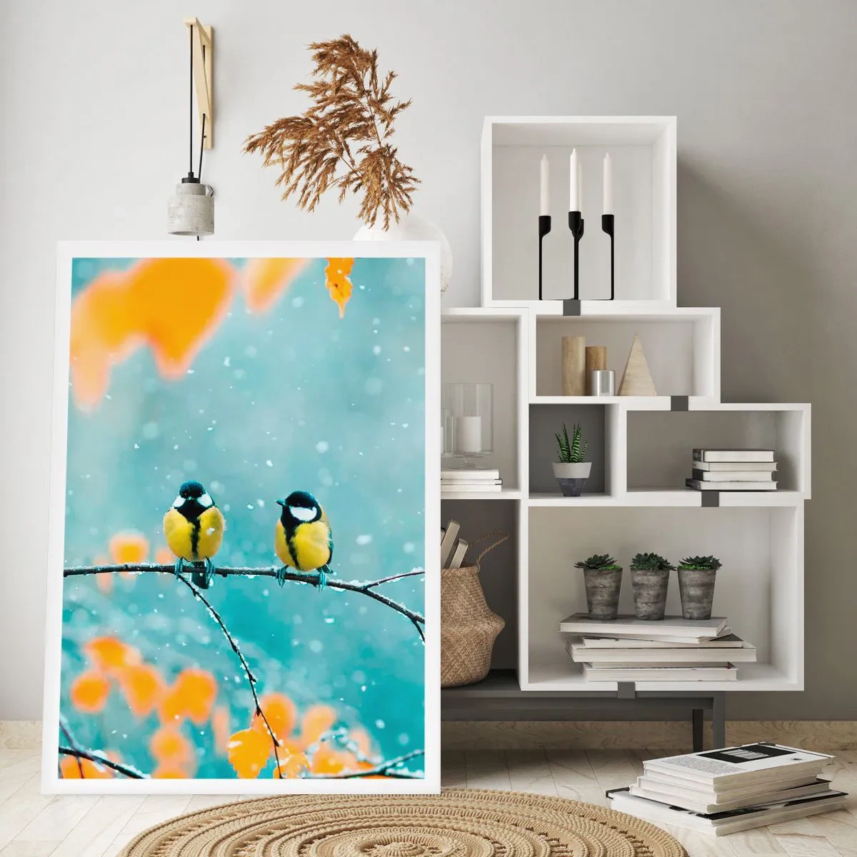 Poster - Due cinciallegre sedute su un ramo in uno scenario invernale - 50x70cm - Pettegolezzi alati - Decorazione murale moderna per soggiorno e camera da letto ARTTOR