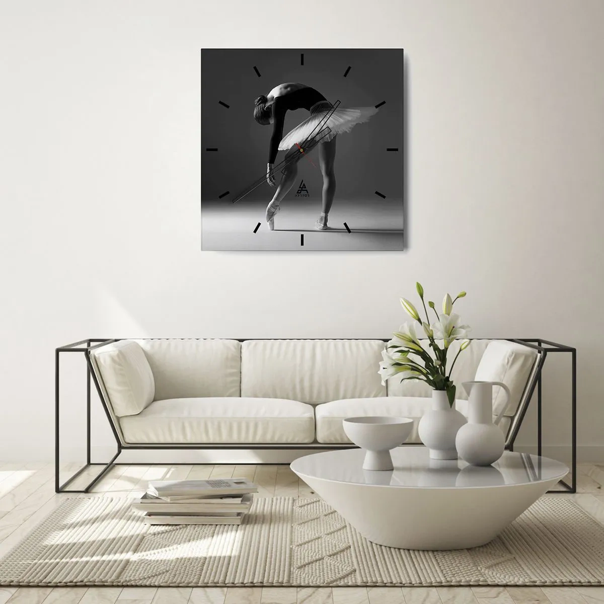 Orologio da parete - Orologio in Vetro - Una ballerina in una posa elegante su uno sfondo bianco e nero - 30x30cm - Bella ballerina - Decorazione murale moderna per soggiorno e camera da letto ARTTOR