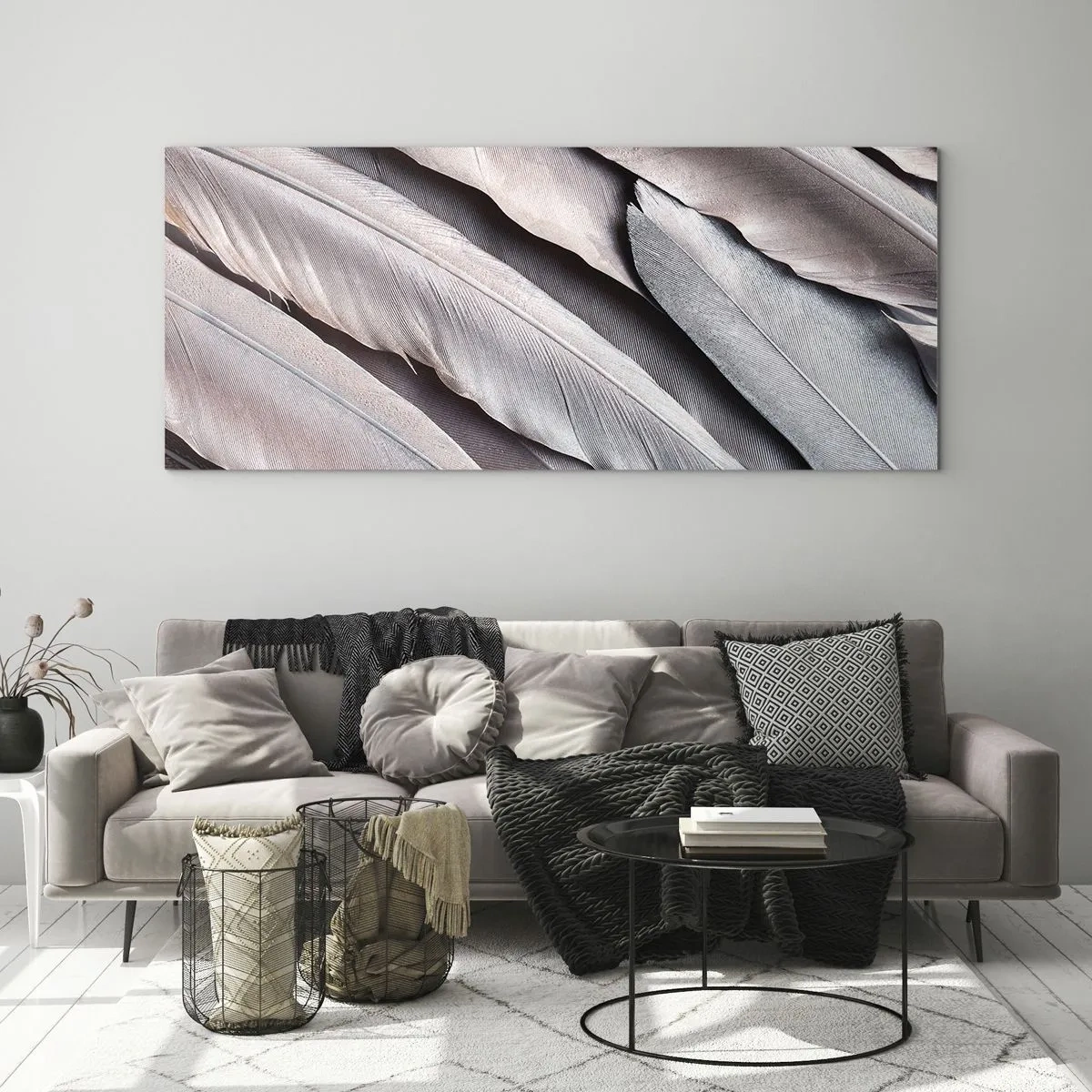 Quadro su vetro - Piume delicate in sottili tonalità di grigio e beige - 140x50cm - Argento rosato - Decorazione murale moderna per soggiorno e camera da letto ARTTOR