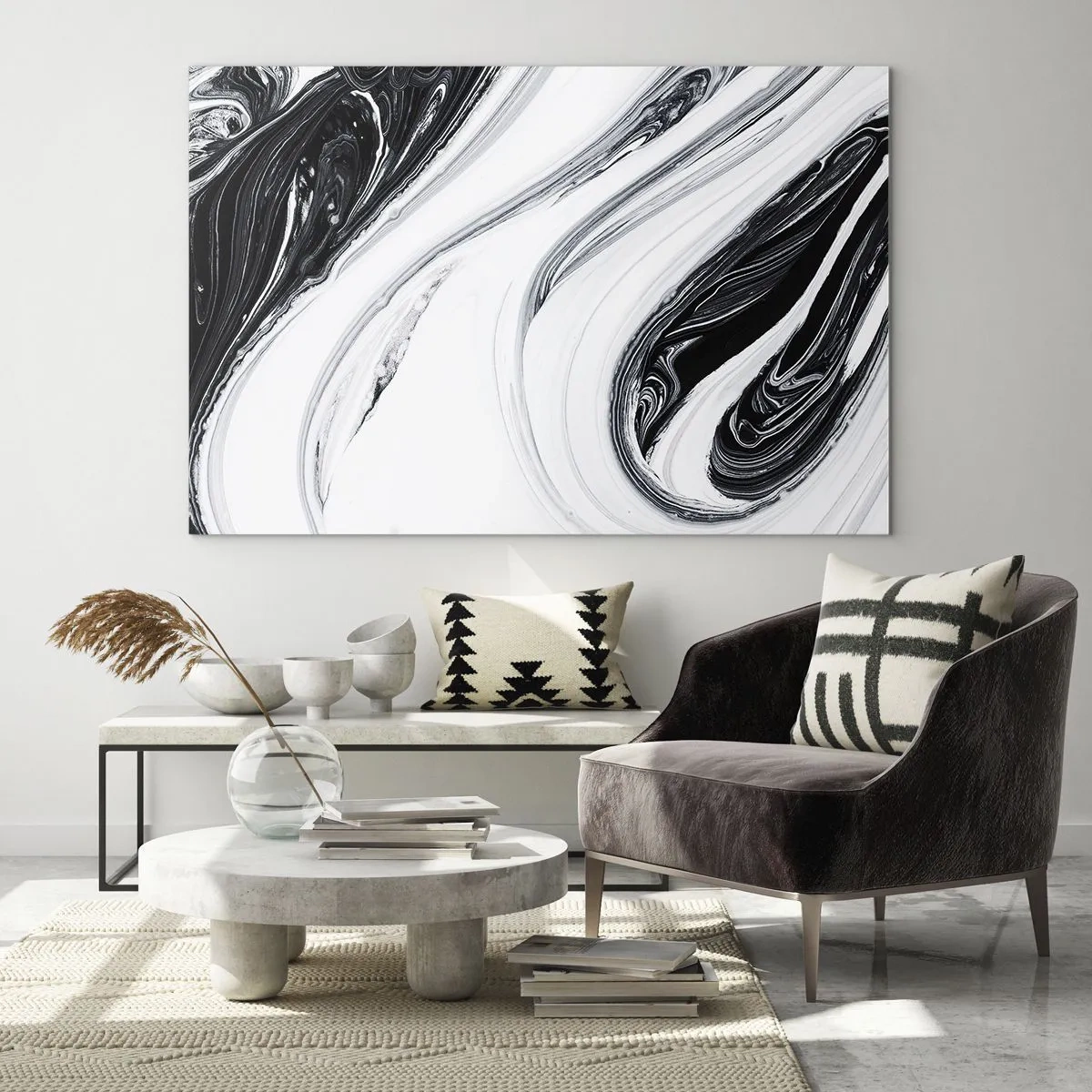 Quadro su vetro - Linee vorticose in bianco e nero che ricordano il marmo in uno stile astratto - 120x80cm - L'unione degli opposti - Decorazione murale moderna per soggiorno e camera da letto ARTTOR