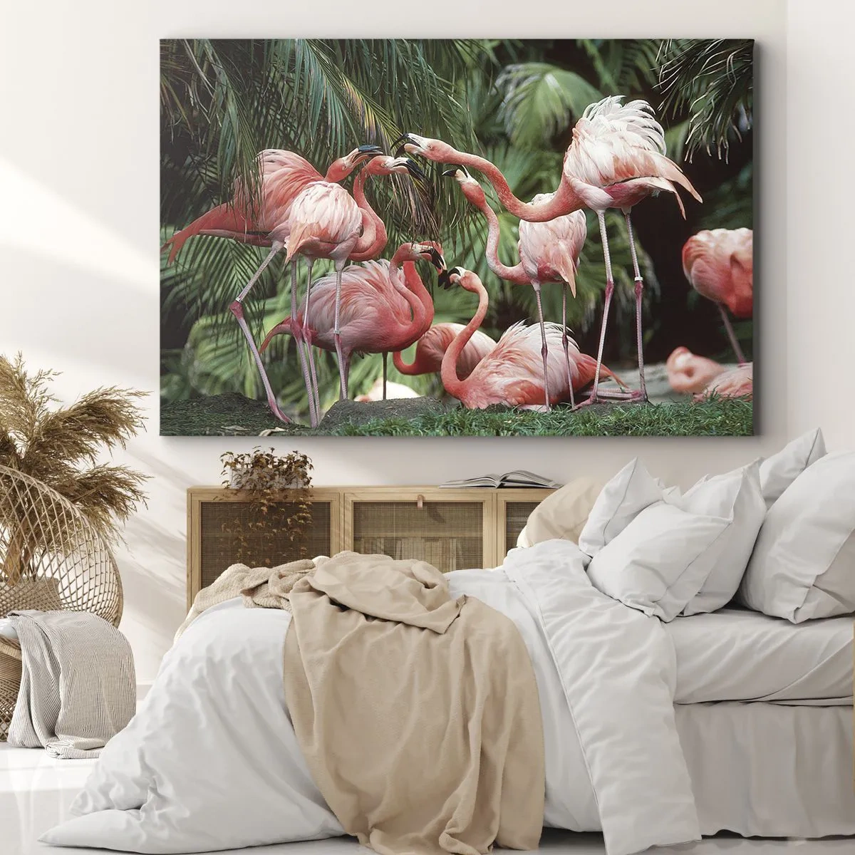 Quadro su tela - Stampe su Tela - Un gruppo di fenicotteri in un ambiente tropicale circondato da palme - 70x50cm - Pettegolezzi pomeridiani - Decorazione murale moderna per soggiorno e camera da letto ARTTOR