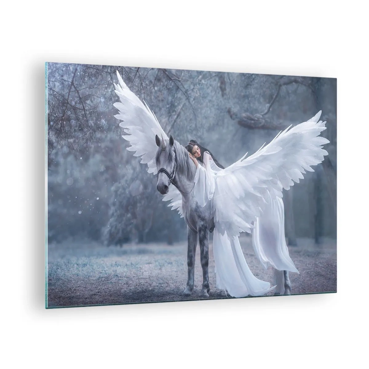Quadro su vetro - Pegaso con ali bianche e una donna in abito in una foresta mistica - 70x50cm - Momento ispirato - Decorazione murale moderna per soggiorno e camera da letto ARTTOR