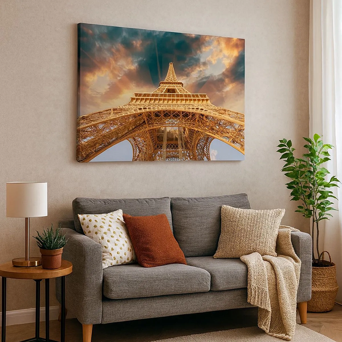 Quadro su tela - Stampe su Tela - La Torre Eiffel dal basso sullo sfondo del sole al tramonto - 70x50cm - Come gli uomini hanno raggiunto il cielo - Decorazione murale moderna per soggiorno e camera da letto ARTTOR
