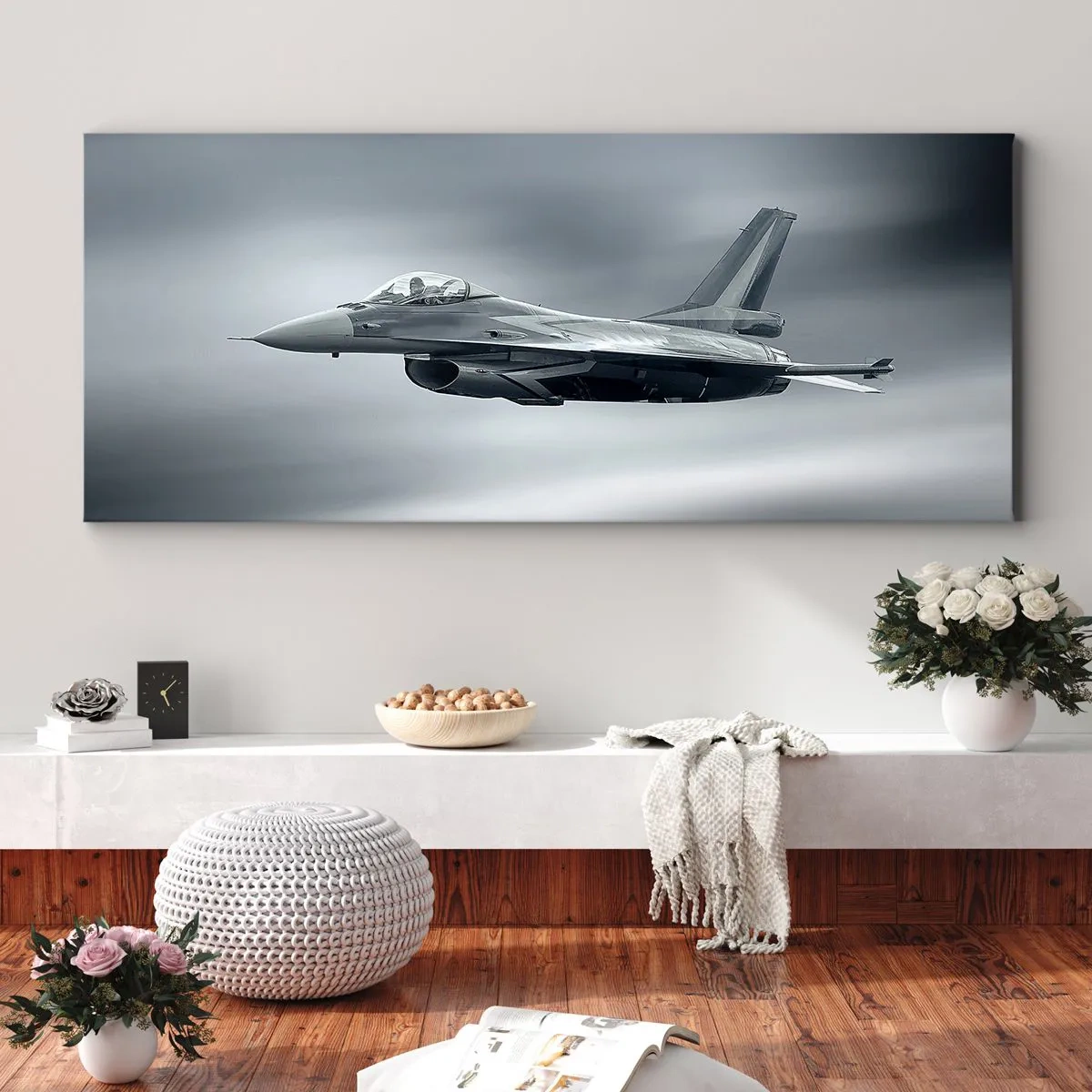 Quadro su tela - Stampe su Tela - Un aereo da caccia in volo contro un cielo nuvoloso - 120x50cm - Lanci la sfida? - Decorazione murale moderna per soggiorno e camera da letto ARTTOR