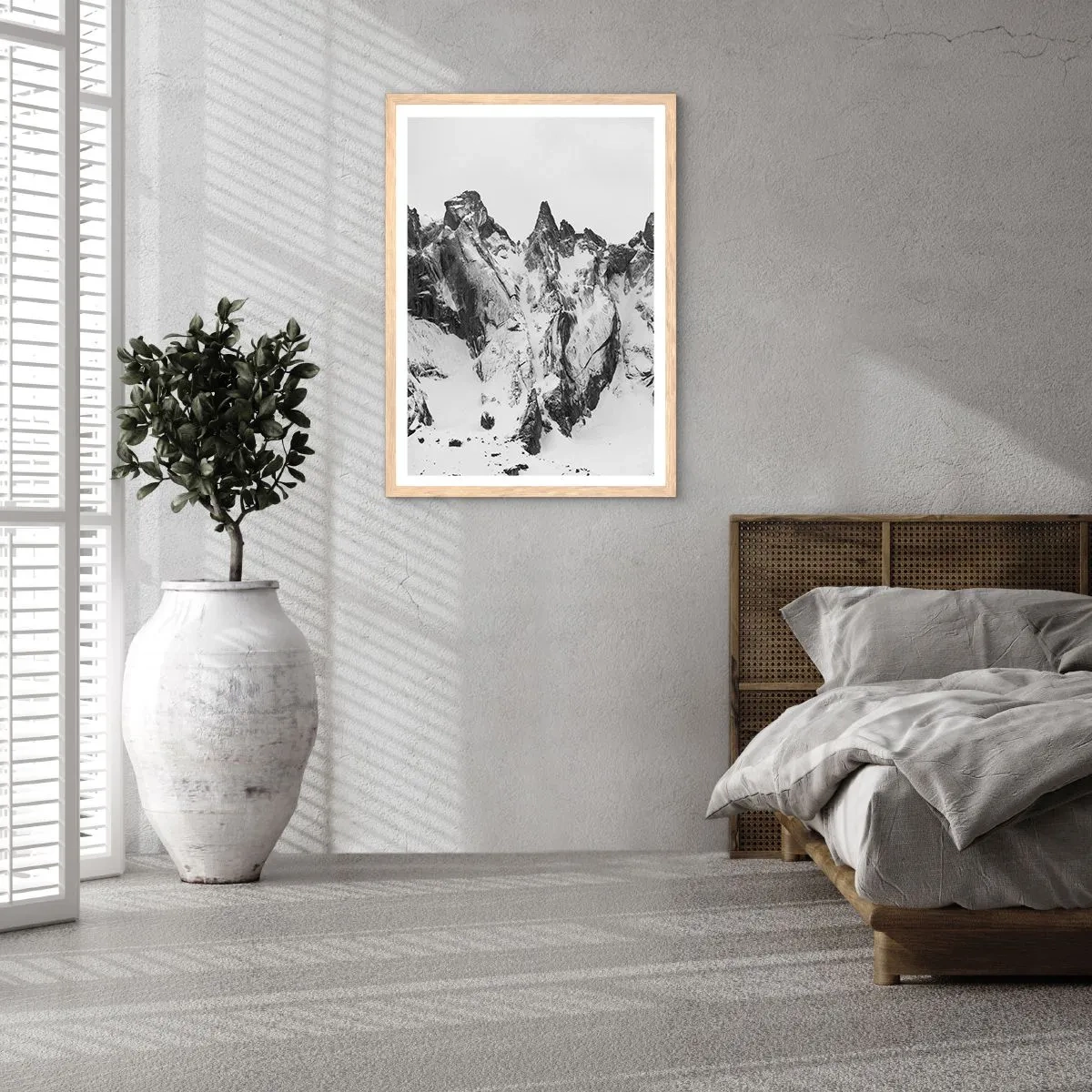 Poster in cornice rovere chiaro - Cresta minacciosa di granito - 70x100 cm