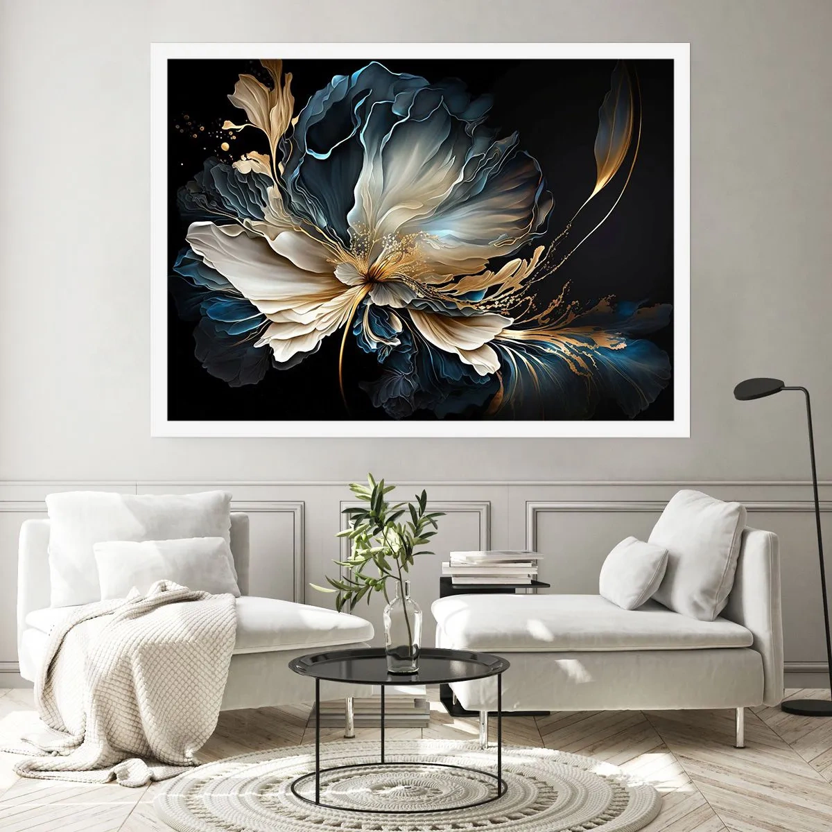 Poster - Un fiore nei toni dell'oro e del blu navy su uno sfondo nero - 100x70cm - Fantastico fiore di felce - Decorazione murale moderna per soggiorno e camera da letto ARTTOR