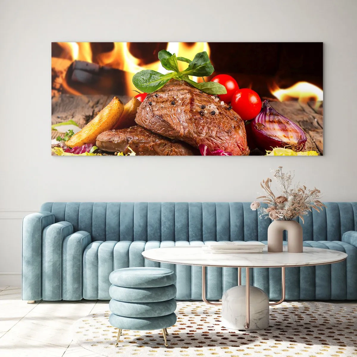 Quadro su vetro - Bistecca alla griglia con contorni sullo sfondo delle fiamme - 120x50cm - Incantate dal fuoco - Decorazione murale moderna per soggiorno e camera da letto ARTTOR