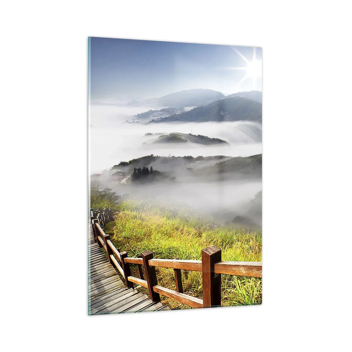 Quadro su vetro - Paesaggio montano con nebbia e sentiero in legno all'alba - 50x70cm - Avvolti di luce e nebbia - Decorazione murale moderna per soggiorno e camera da letto ARTTOR