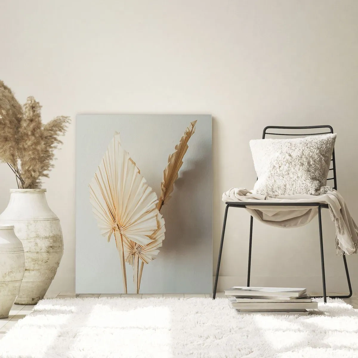 Quadro su vetro - Foglie di palma secche nei toni del beige su uno sfondo chiaro - 50x70cm - Quando serve il sollievo - Decorazione murale moderna per soggiorno e camera da letto ARTTOR