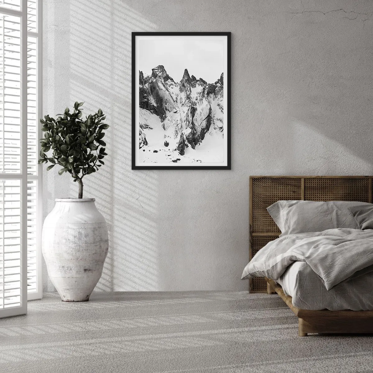 Poster in cornice nera - Cresta minacciosa di granito - 61x91 cm