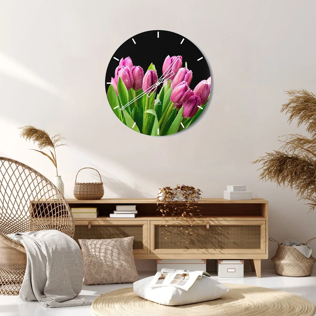 Orologio da parete - Orologio in Vetro - Un bouquet di tulipani rosa con gocce di rugiada su uno sfondo scuro - 30x30cm - Gioia lilla della primavera - Decorazione murale moderna per soggiorno, cucina e camera da letto ARTTOR